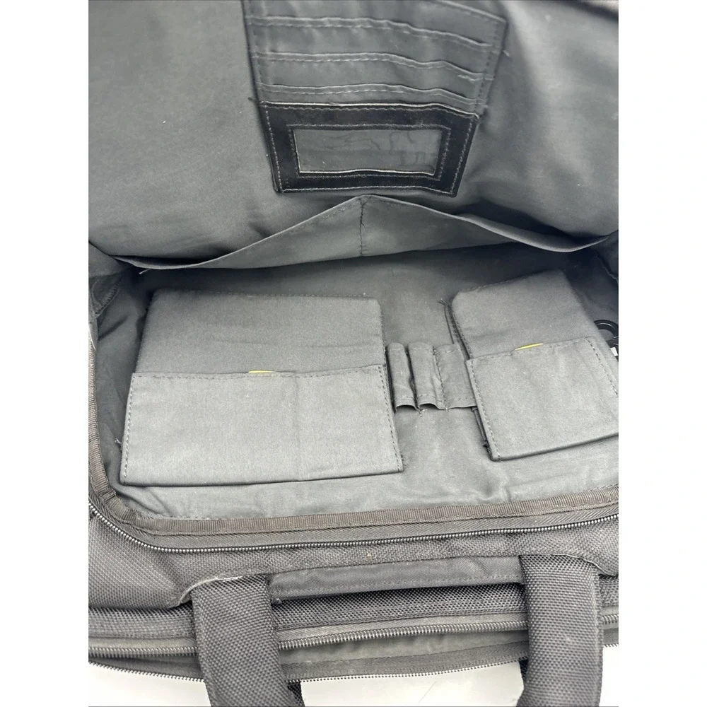 Targus‎ Large Laptop Messenger Bag with Shoulder Strap 17 inch Black Grey Yellow